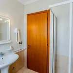 Altanea Residences Con Piscina Апартаменты Каорле
