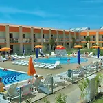 Апартаменты Altanea Residences Con Piscina *