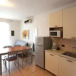 Altanea Residences Con Piscina Каорле