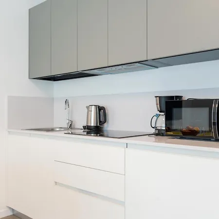 Altanea Residences Con Piscina كاوْرلي