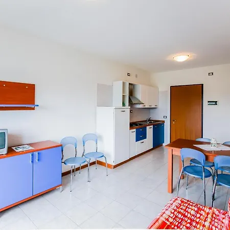 Altanea Residences Con Piscina * Caorle