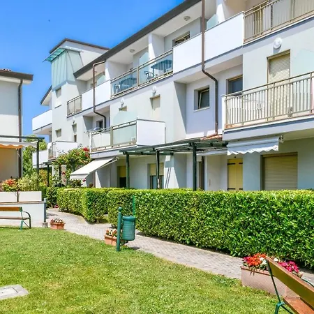 Altanea Residences Con Piscina * Caorle