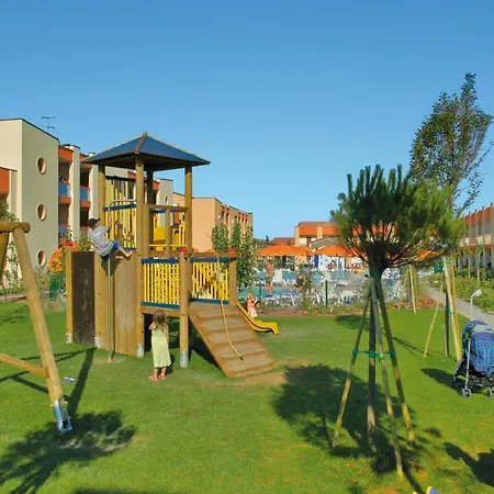 Altanea Residences Con Piscina * Caorle